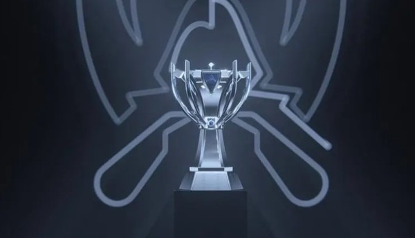 今日16：45 LPL季后赛 LNG vs TES LNG：硬熊瞪场!!! TES：前进