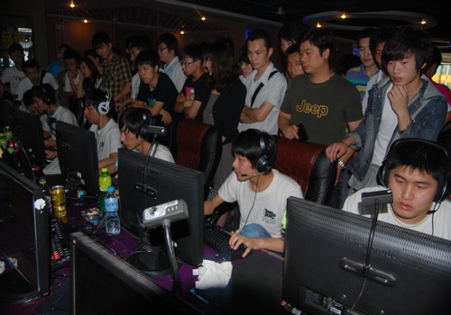 希然分享动容时刻 WE官方回复：粉丝的力量推动我们走到了淘汰赛